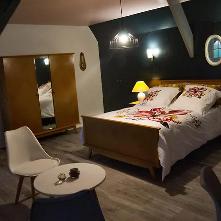 Holiday home La Chaumiere De L'epine - Maison Paisible Entre Forets & Plages La Crique